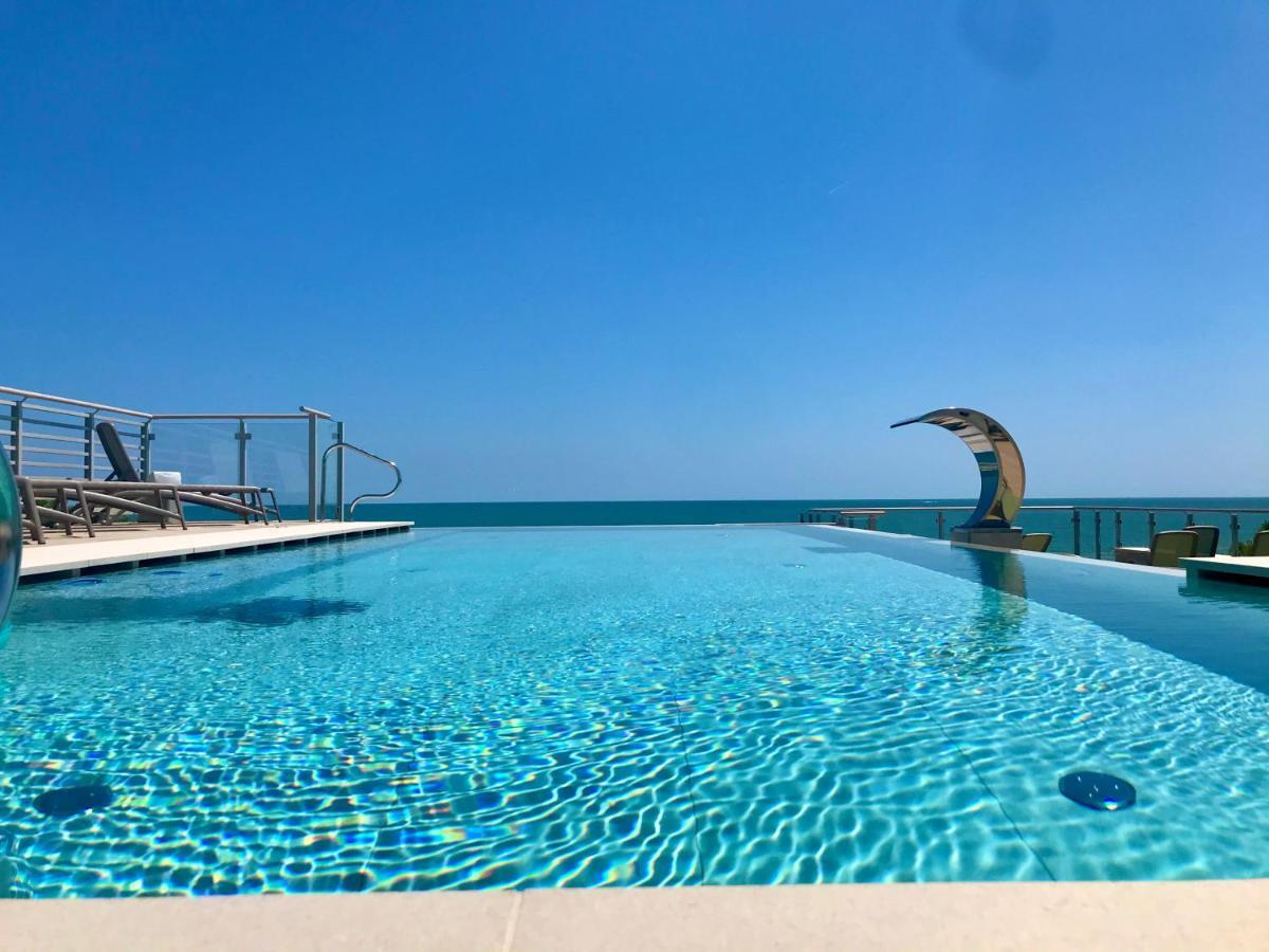 Park Hotel Pineta&Dependance Suite Eraclea Mare Buitenkant foto