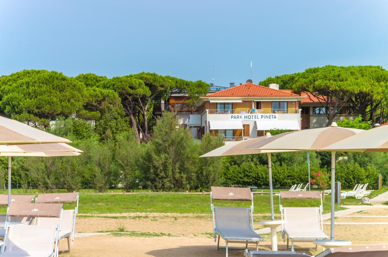 Park Hotel Pineta&Dependance Suite Eraclea Mare Buitenkant foto
